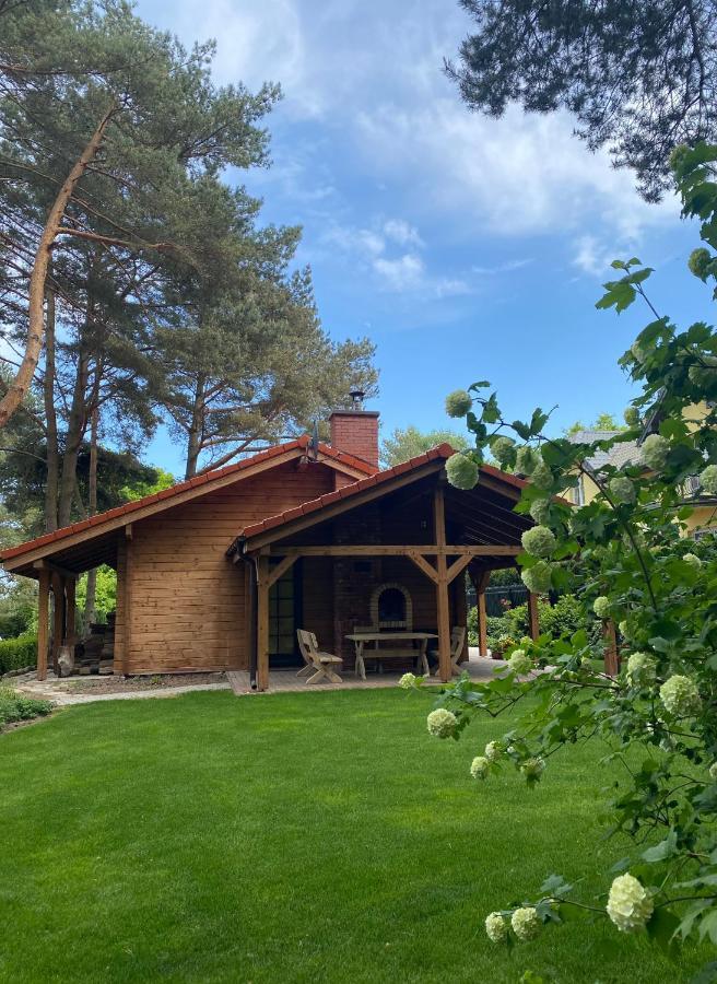 Klimatyczny Domek Z Drewna Nad Morzem Debina  المظهر الخارجي الصورة